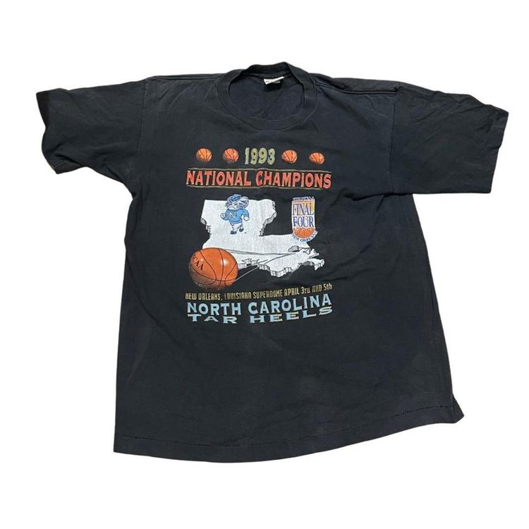 Nutmeg Nutmeg Mills single stitch 1993 North Carolina Tar Heels college Basketball faded black graphic t-sh product image