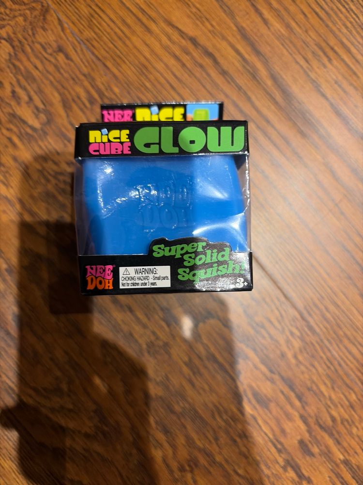 Needoh Nice Cube Glow Super Solid Squish