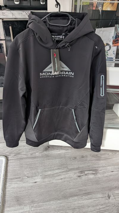 Montrain Black Hoodie And Black Pants - Small Mens