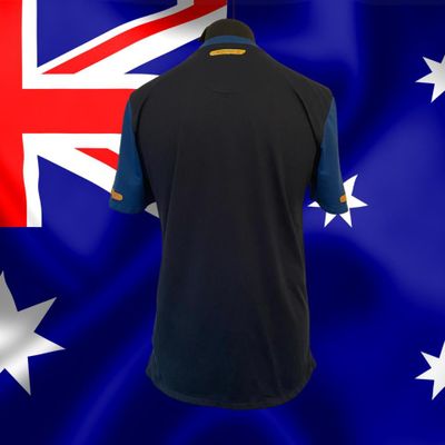 AUSTRALIA 2010-11 AWAY FOOTBALL SHIRT 2