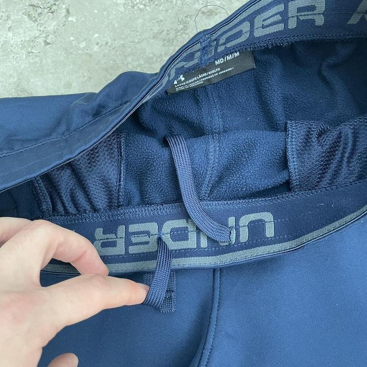 Under armour tracksuit bottoms image 6