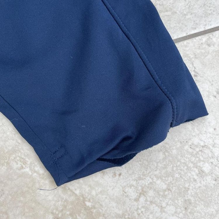 Under armour tracksuit bottoms image 8
