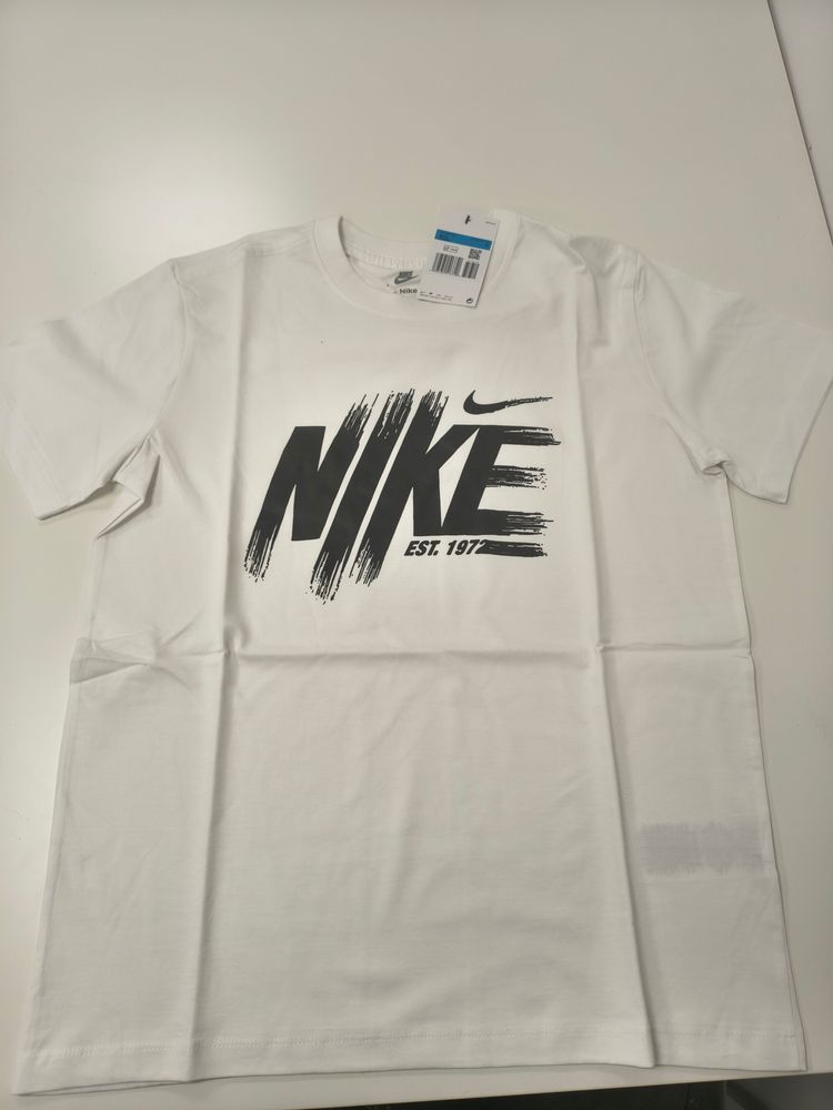 Nike Strike White T-Shirt, brand new