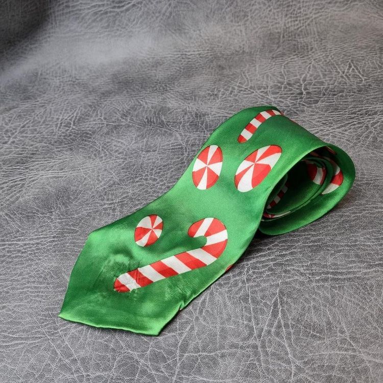 Vintage Christmas tie,Christmas necktie, Santa Tie, Festive season Tie