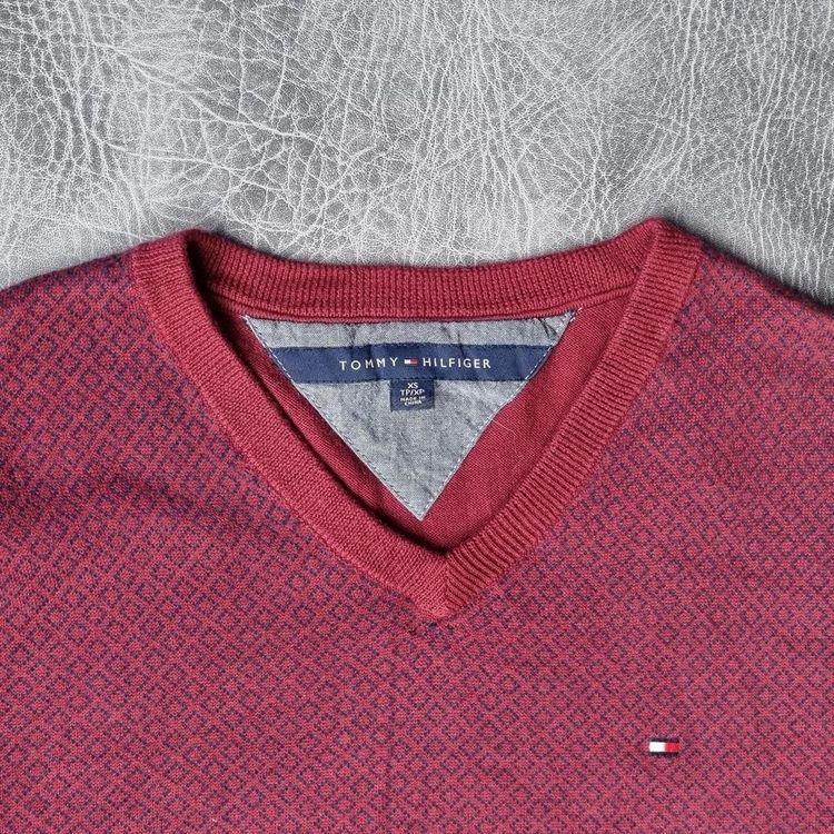 Vintage TOMMY HILFIGER Sweater Jumper/ Sweatshirt Embroidered logo image 2