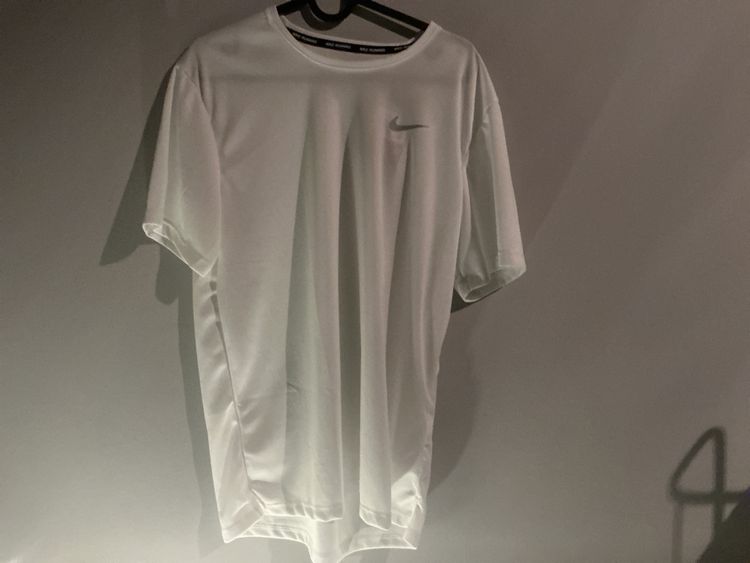 Nike White Short Sleeve T-Shirt, S,M,L,XXL