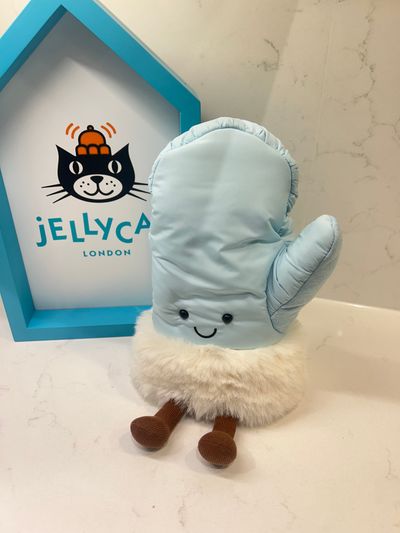 Jellycat Amuseables Mitten BNWT