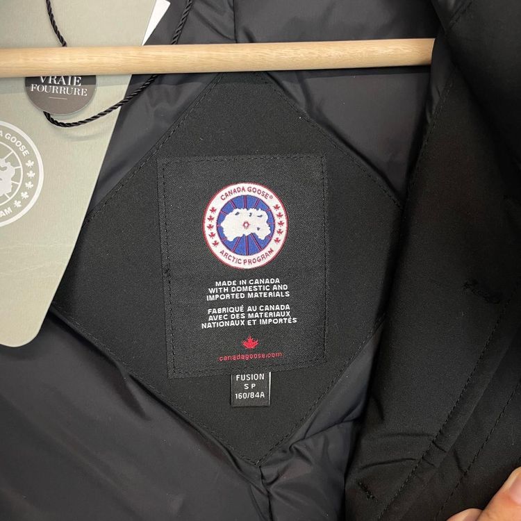 Canada Goose Rossclair Parka Down Coat Small image 5