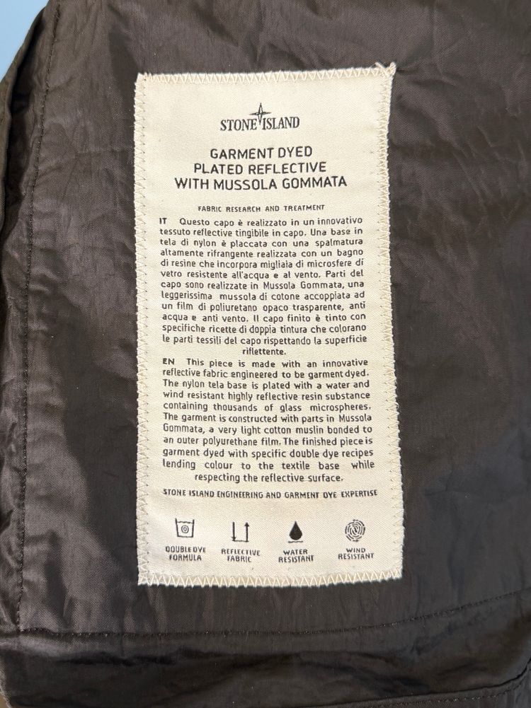 Immagine di Medium Stone Island Silver Black Plated Reflective with Mussola Gommata Jacket 7