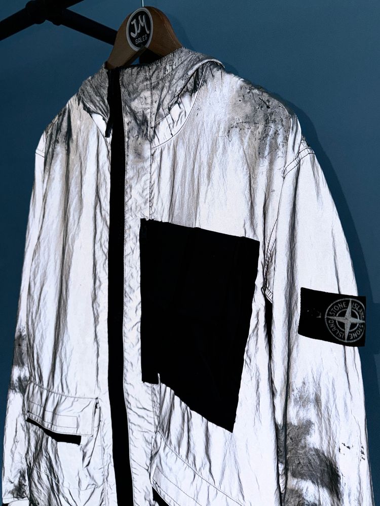 Immagine di Medium Stone Island Silver Black Plated Reflective with Mussola Gommata Jacket 3