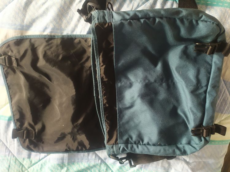 Eastpak Messenger Bag image 4