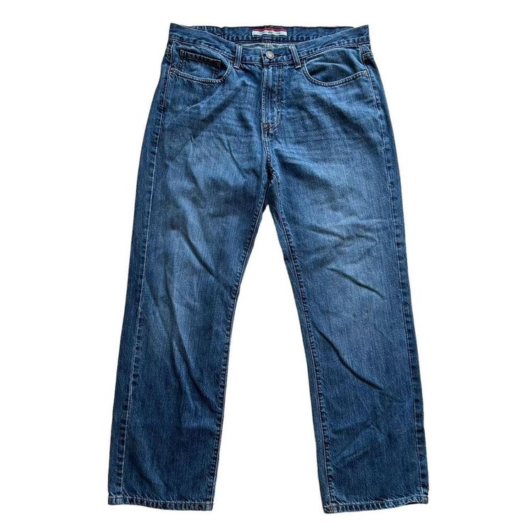 Tommy Hilfiger Tommy Hilfiger mid blue wash straight relaxed fit denim jeans. Small logo embroidery on the back poc product image
