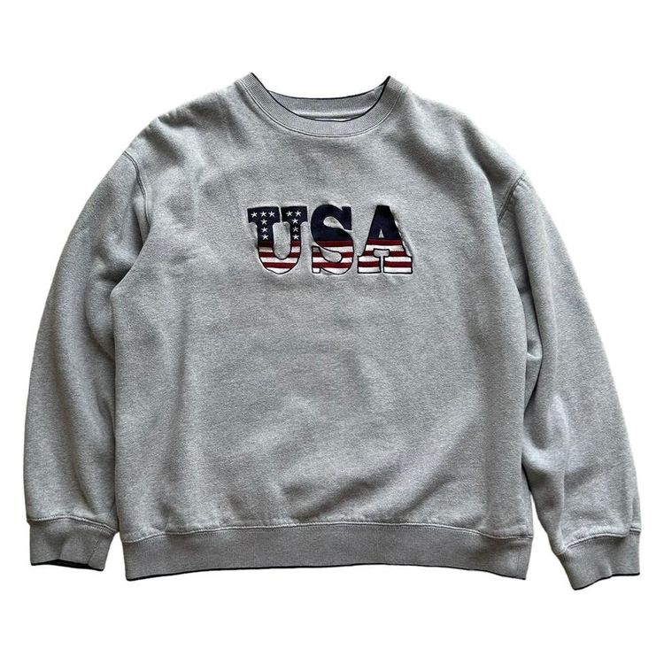 Y2K USA crew neck embroidered tourist style sweatshirt.