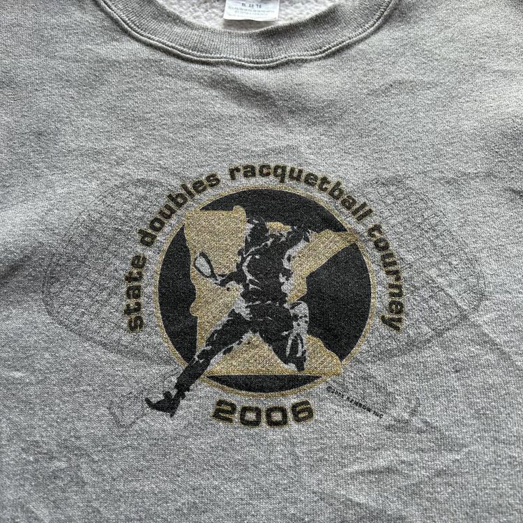 Y2K grey sports graphic print sweatshirt. 2006 racquet ball design. 2