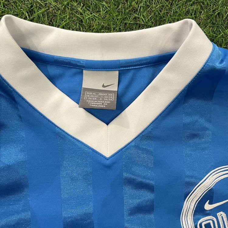 Light blue Nike sports top 3
