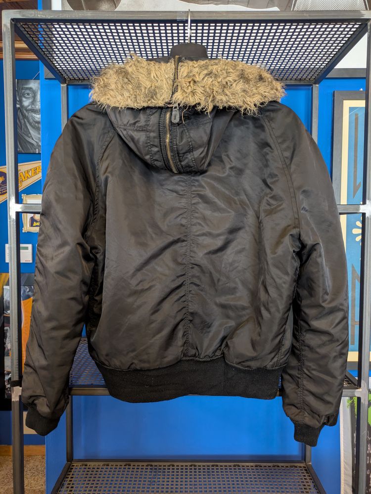 N-3B Style Bomber Jacket With Fur Hood 2