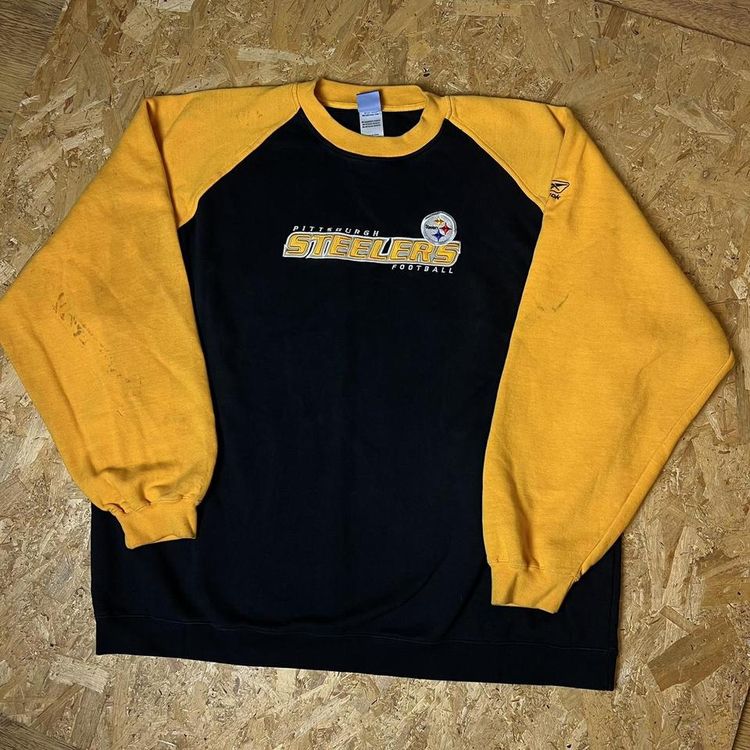 Vintage Reebok NFL x Pittsburgh Steelers Graphic Sweatshirt 3