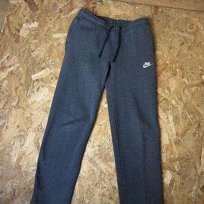 Like New Nike Club Embroidered Baggy Joggers 4