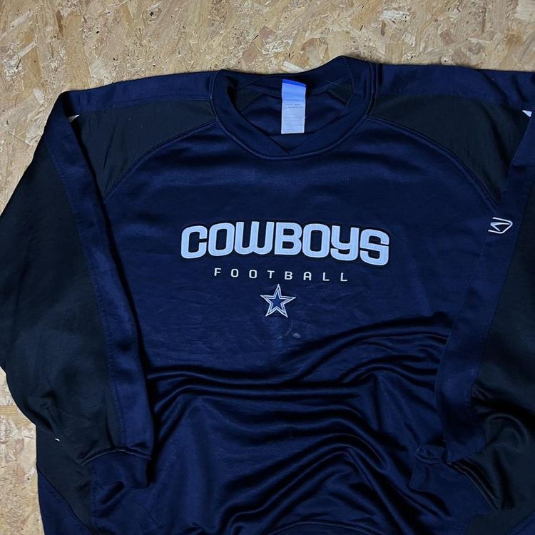 Vintage Reebok NFL x Dallas Cowboys Graphic Sweatshirt 5