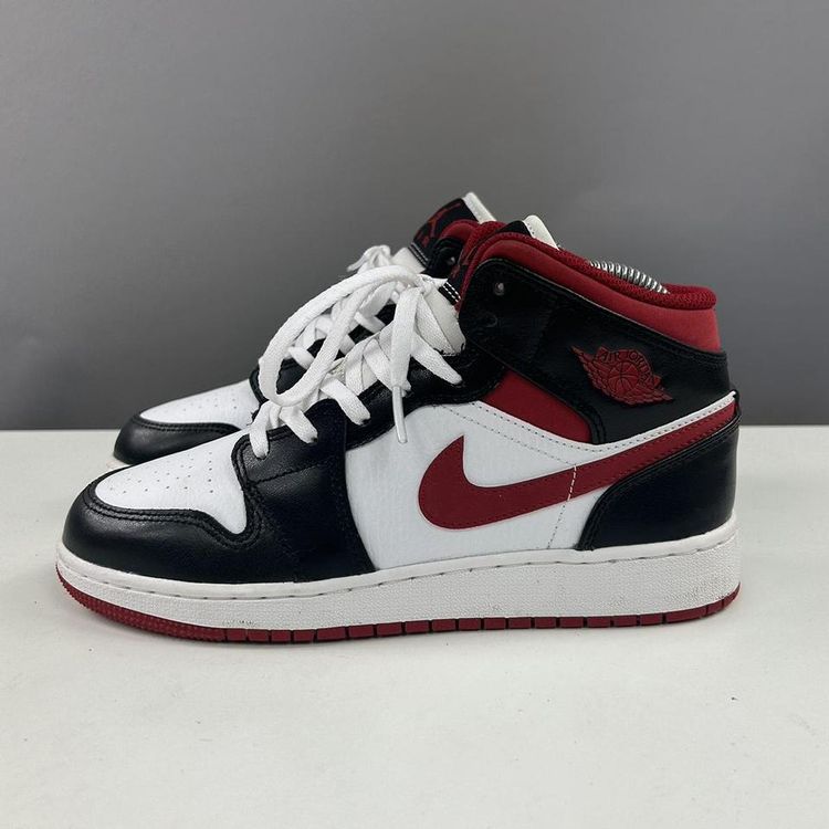 Jordan 1