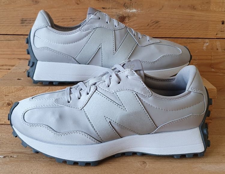 Vintage Trainers New Balance 327 Low Trainers UK7/US9/EU40.5 WS327MT1 Light Aluminum Gunmetal product image