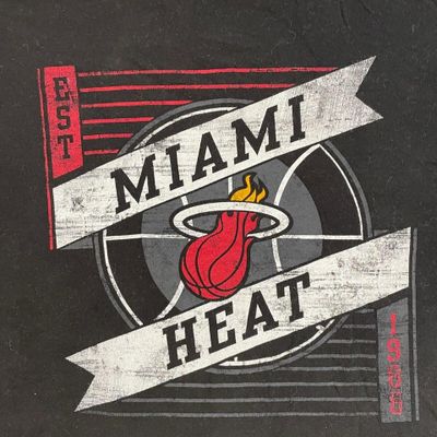 NBA Black Short Sleeved Miami Heat Printed T-shirt for Mens Size XL 3