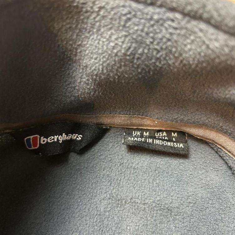 Grey Berghaus small logo full zip fleece jumper. image 4