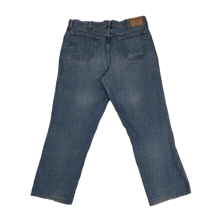 Wrangler Medium Wash Blue Denim Jeans For Mens 40W 29L image 2
