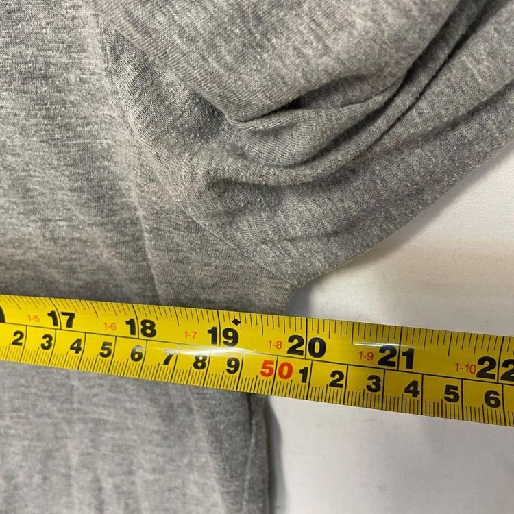 Champion Grey Long Sleeved Logo Printed Pullover Sweatshirt For Mens Size S image 5