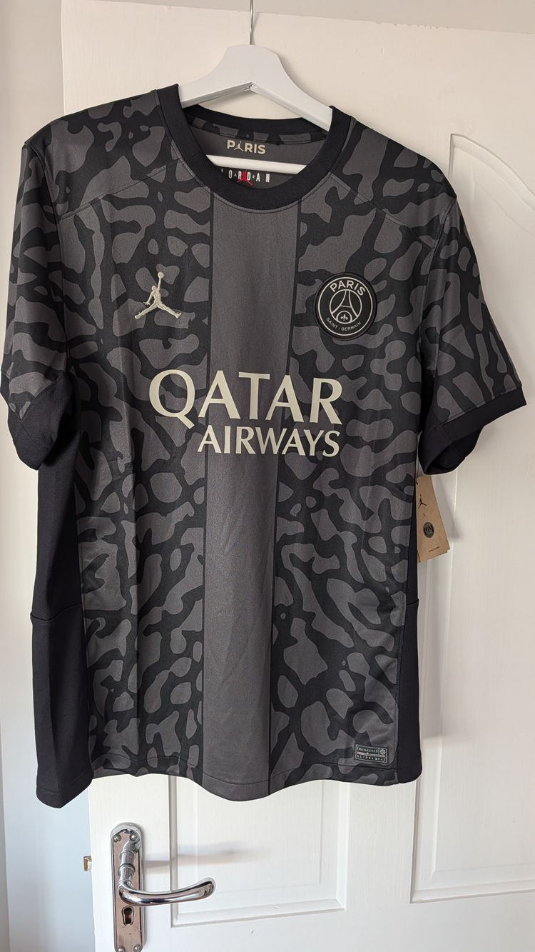 Jordan Paris Saint-Germain Football Shirt - Size Large - Brand New with Tags