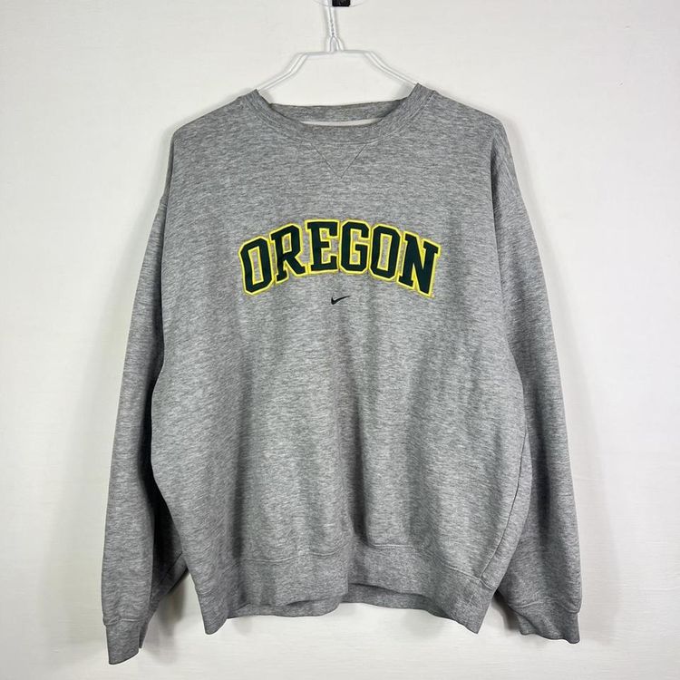 Nike Oregon centre swoosh sweatshirt image 1