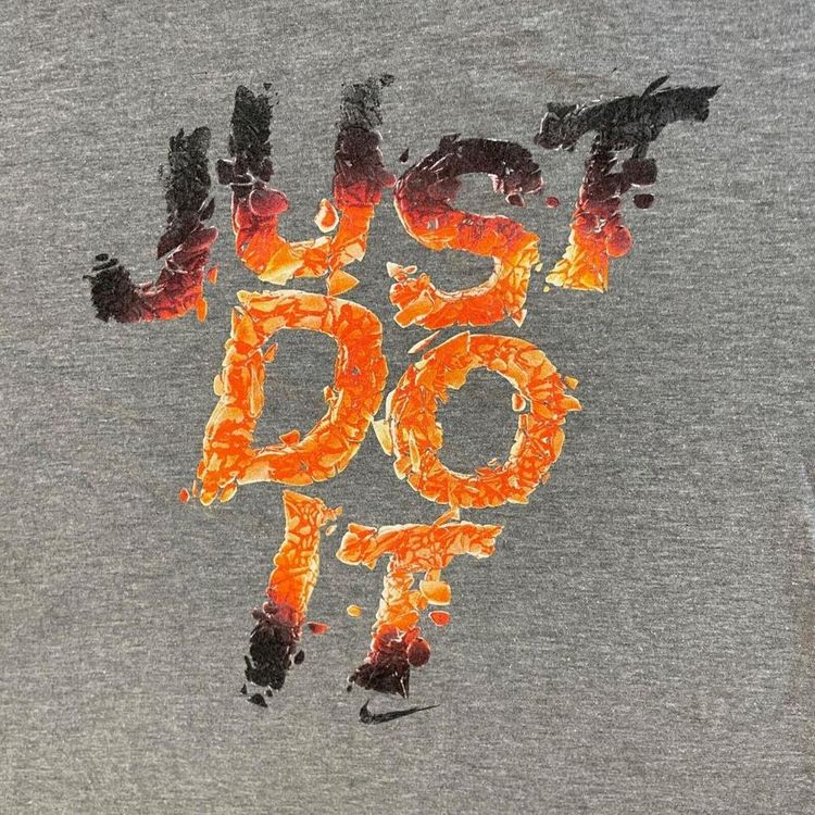 Nike Grey Short Sleeved Just Do It Printed T-shirt Mens Size XS image 3