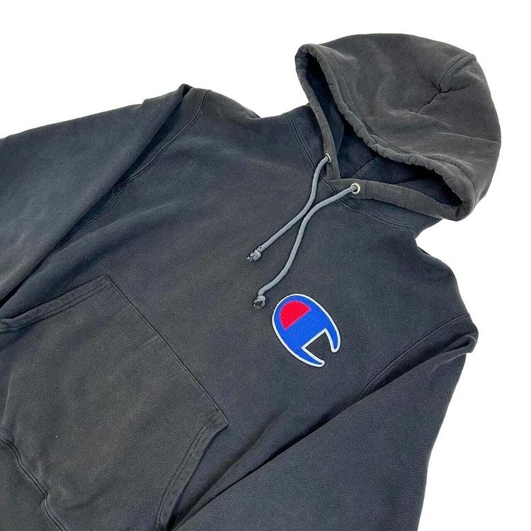 Champion Embroidered Logo Black Long Sleeved Hoodie Size Mens M 2
