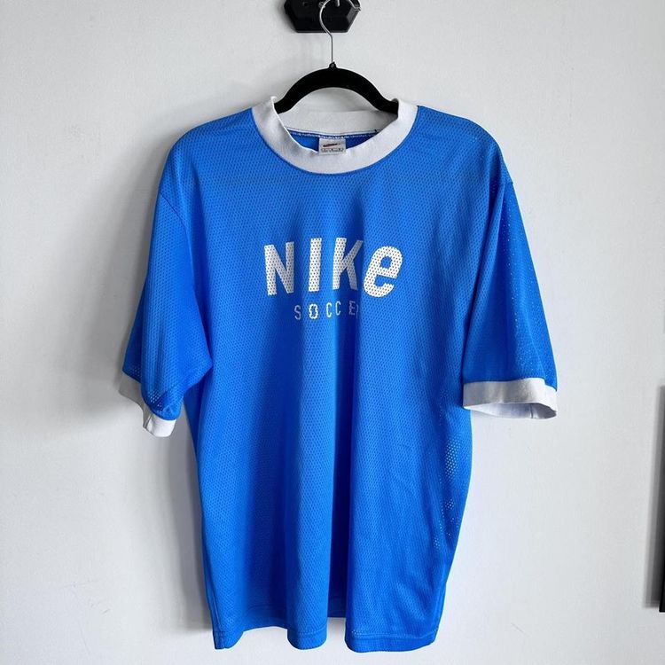 Vintage Nike soccer T-shirt