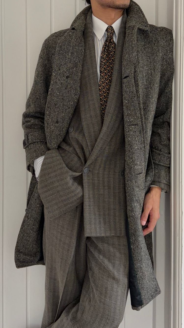 Marcel Lassance 1990s Herringbone Wool Belted Coat - Size S image 12