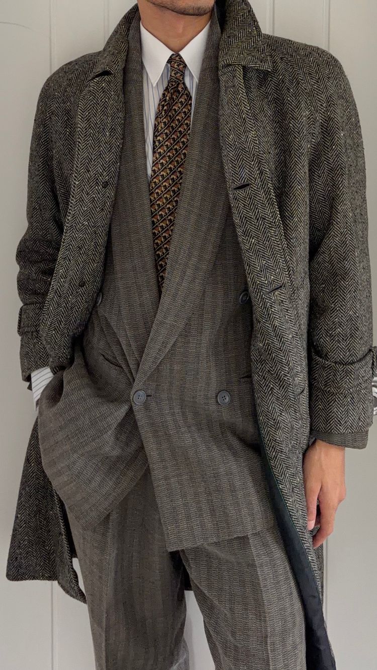 Marcel Lassance 1990s Herringbone Wool Belted Coat - Size S image 9