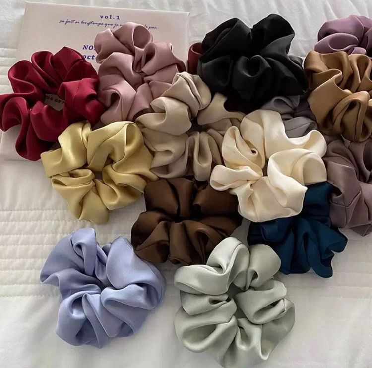 Other Satin Scrunchies Set 7 Pcs zdjęcie produktu