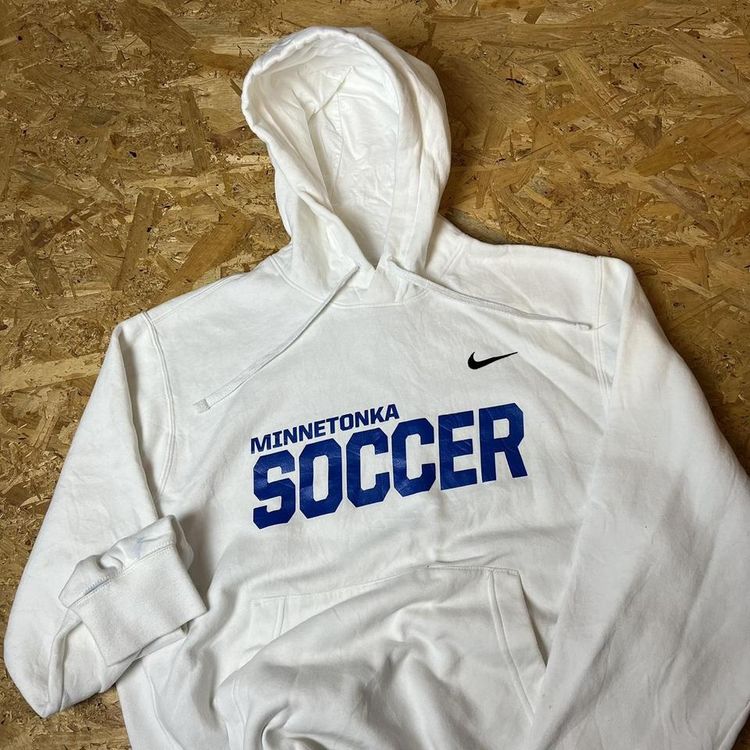 Vintage Nike Team x Minnetonka Soccer Graphic Hoodie 6