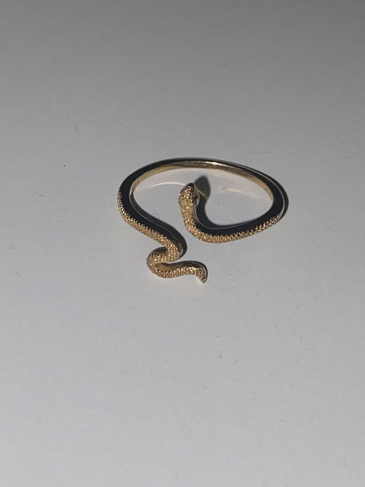 9ct Gold Snake-Shaped Ring 3