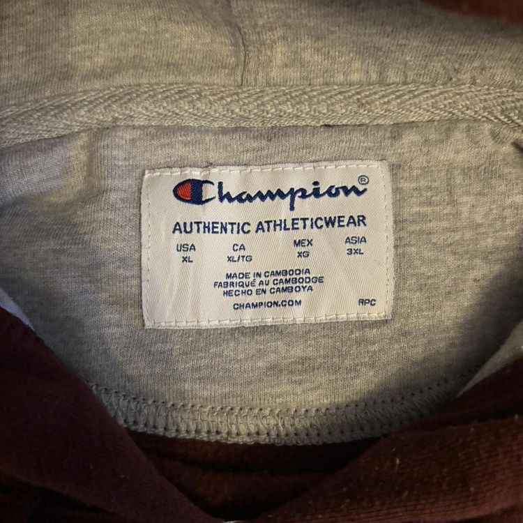 Mens burgundy vintage Champion sweater 3