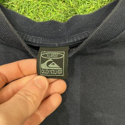 Navy Quiksilver t-shirt with back graphics 3