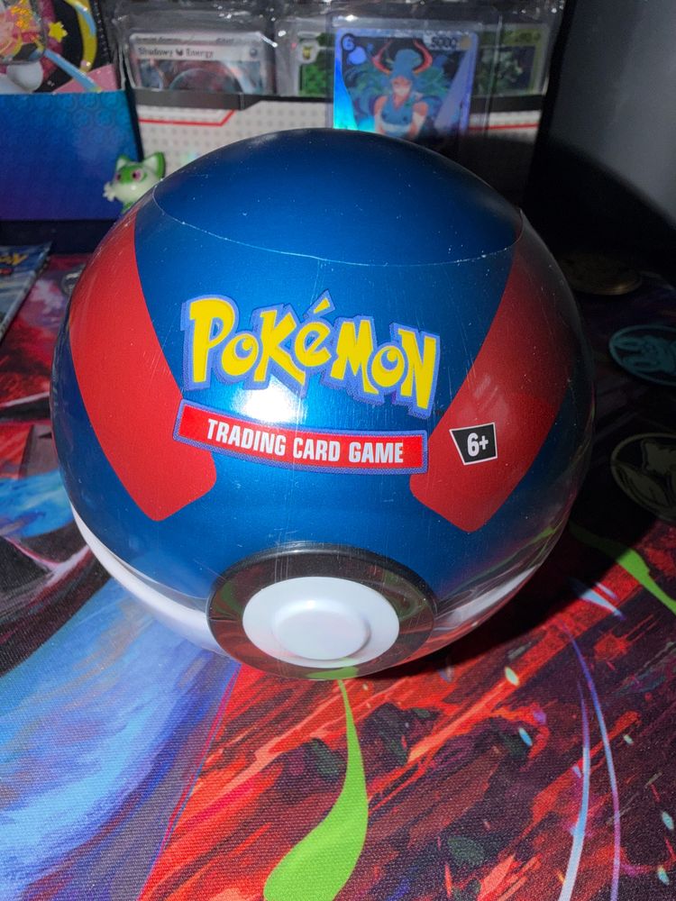 Pokémon Trading Card Game Poké Ball Tin
