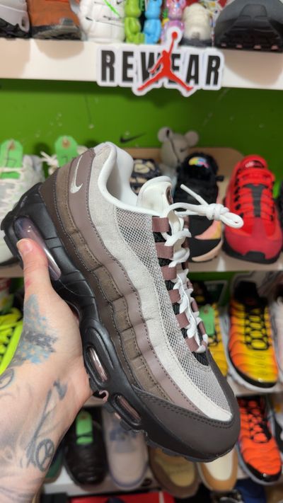 Nike Air Max 95 Sneakers new