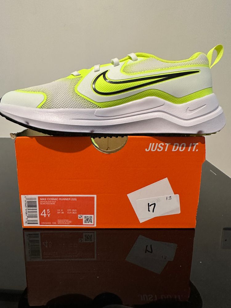 Nike Nike Cosmic Runner Kids Running Shoes product image