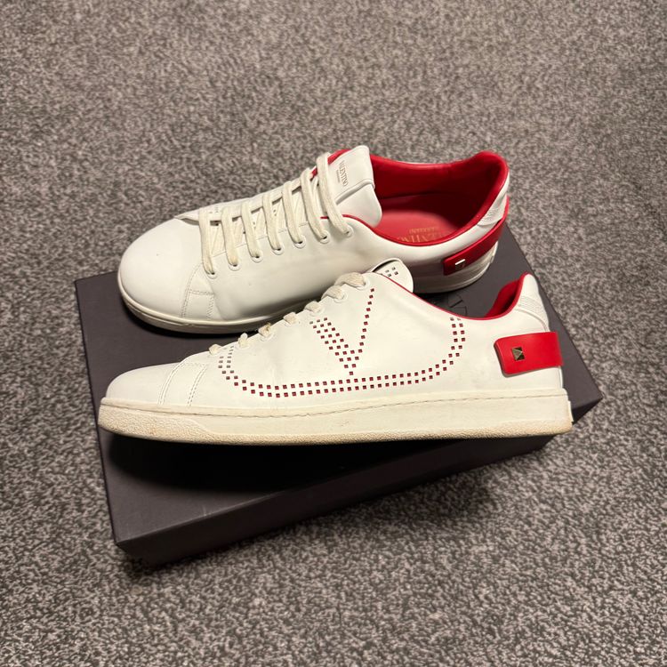 Valentino Net Go Logo Sneaker 11
