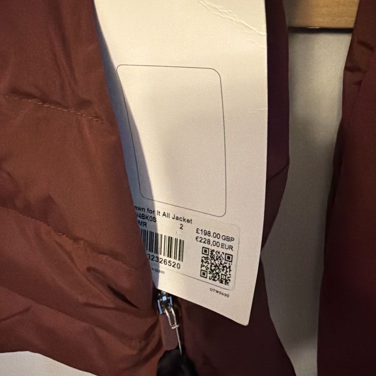 Lululemon Down For It all Jacket Red Merlot BNWT Uk 6 RRP £198 obraz 4