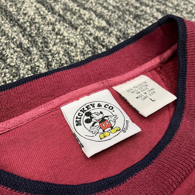 Vintage Disney Sweatshirt 5