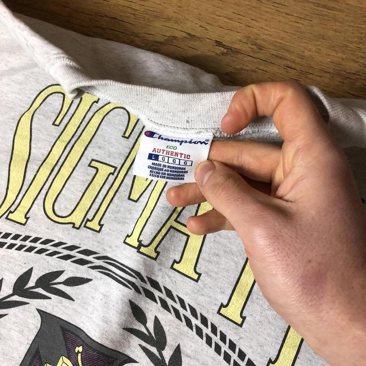 Tracked shipping to USA 4