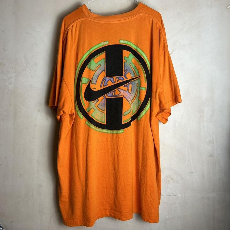 Vintage Nike graphic t shirt 5