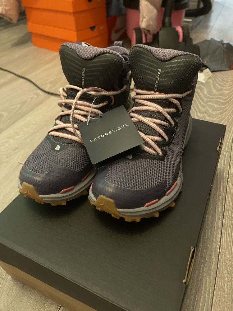 Women’s north face vectiv fast pack mid  image 4